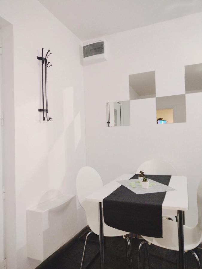 Apartmani Domo Sd Semendire Dış mekan fotoğraf