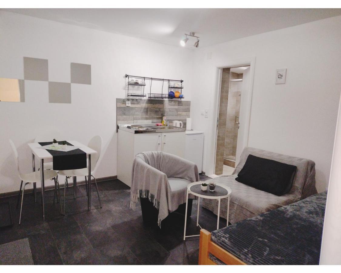 Apartmani Domo Sd Semendire Dış mekan fotoğraf