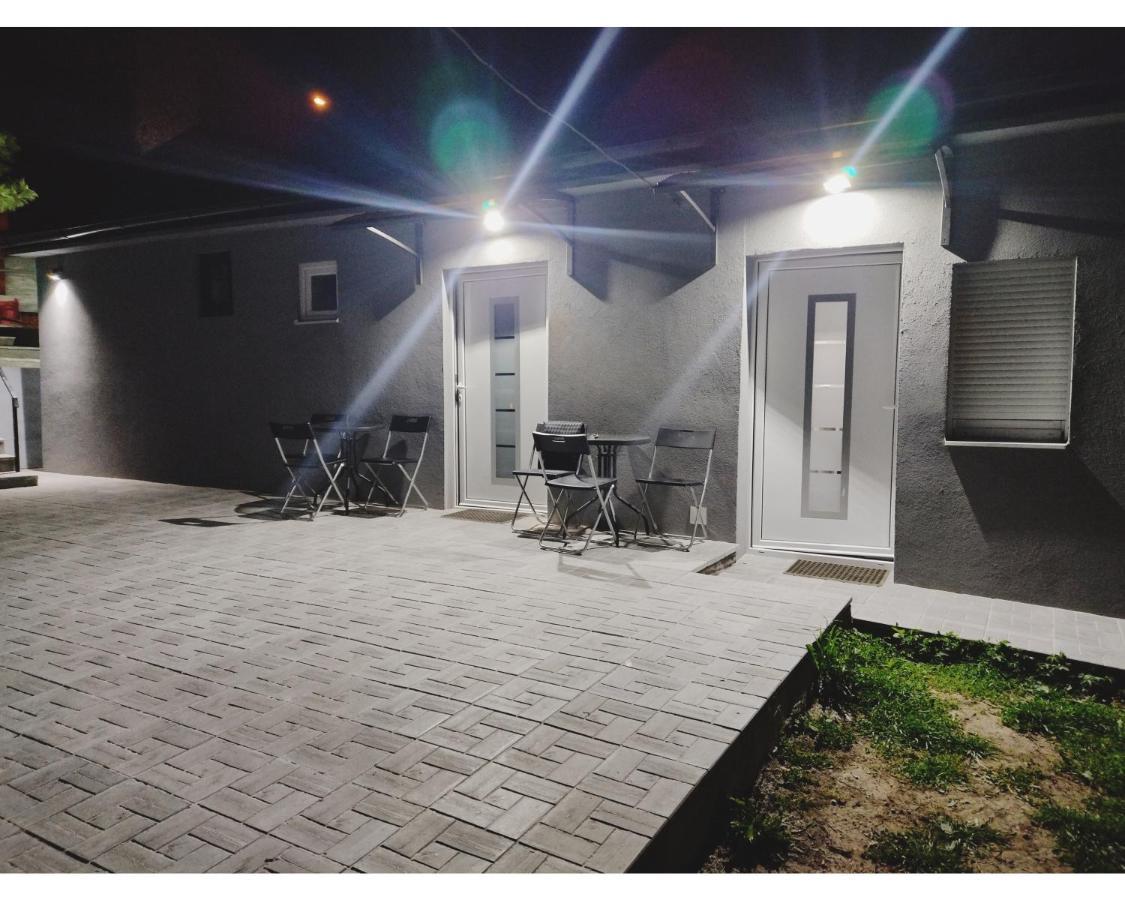 Apartmani Domo Sd Semendire Dış mekan fotoğraf